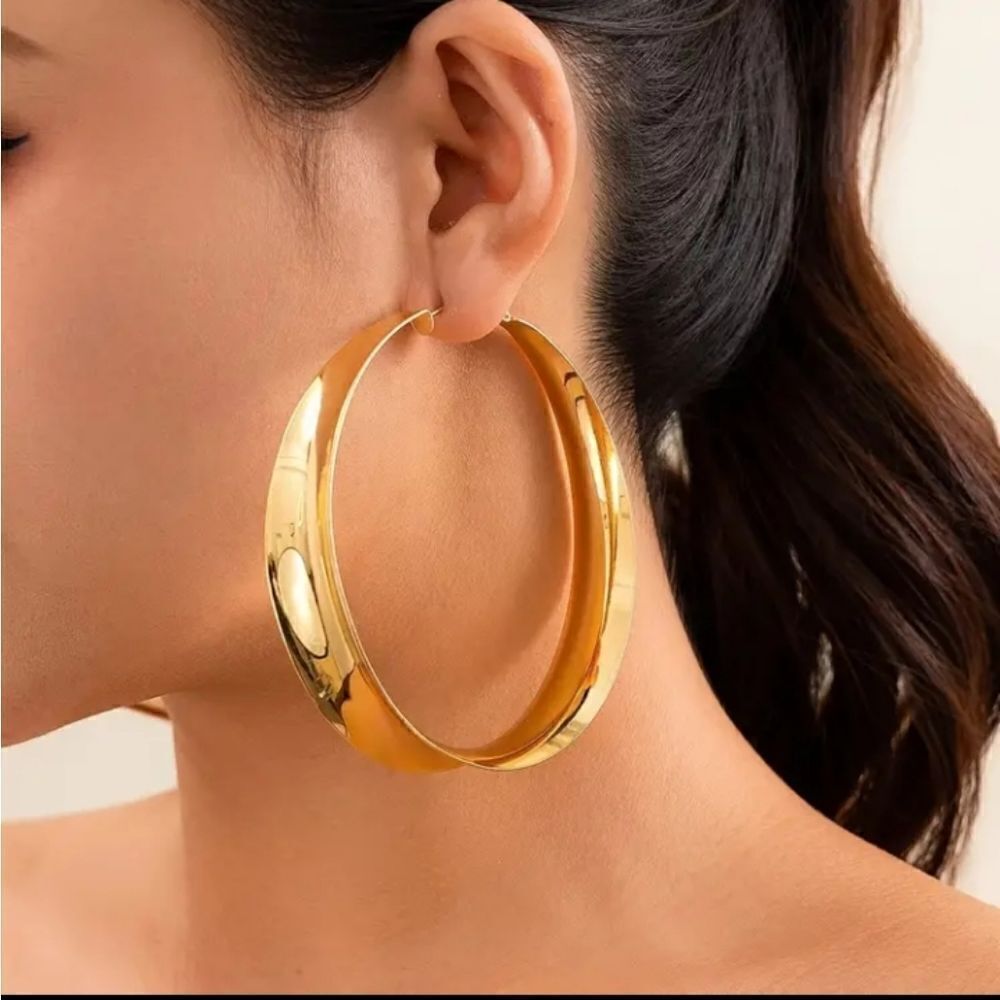 Exaggerated Gold Hoop Earrings